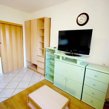 Apartment Ilijic *